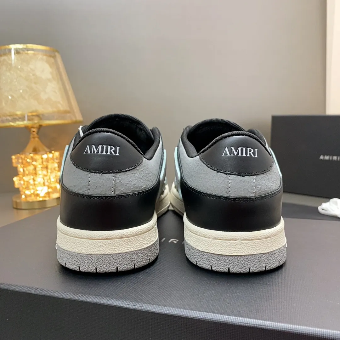 p580🐮🐮AMIRI Couple Style👑 The latest The Pacific Series Couple Style💀🦴Bone Stars Casual Sports Shoes Skateboard Shoes✔️ AMIRI's Pacific shoes are a sneaker that combines luxury and street style. Many celebrities and Internet celebrities have the same style. Its design and workmanship are very exquisite. Made of high-grade cow leather, soft to the touch and highly durable. 💎Fabrics: Original custom imported first-layer cowhide 💎Inner lining: Original customized breathable mesh 💎Foot: Original injection molded one-piece, comfortable, wear-resistant and not tiring for feet 💎Outsole: Original 1:1 molded three-color sole Original outsole 💎Sole thickness: 3CM 💎Size: Female 35-40 Male 39-46 💎Price; Top version 👑Special remarks Remark: (Female size 34 40 . Men's sizes 38 45 46 are customized and cannot be returned or exchanged. Please note when ordering! Thank you🤝🤝